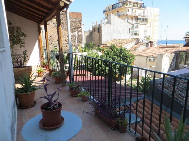 Al Mare In Citta Bed & Breakfast Catania Exterior photo