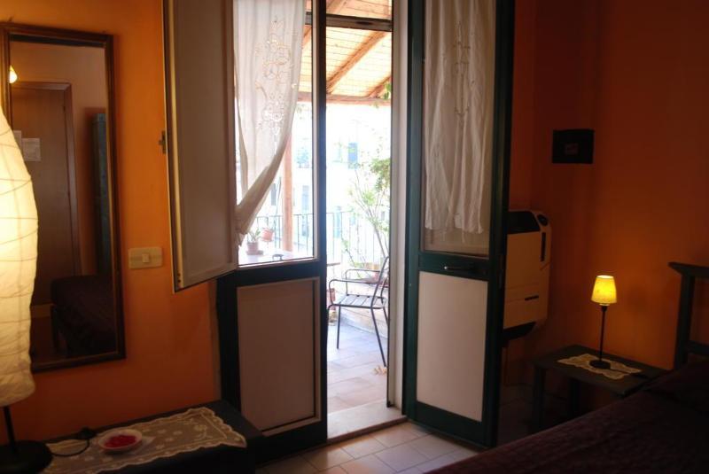 Al Mare In Citta Bed & Breakfast Catania Exterior photo