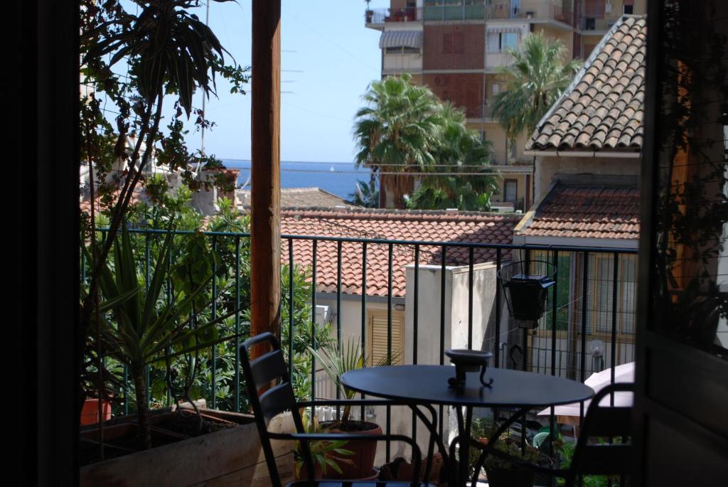 Al Mare In Citta Bed & Breakfast Catania Exterior photo