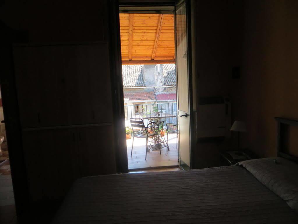 Al Mare In Citta Bed & Breakfast Catania Exterior photo